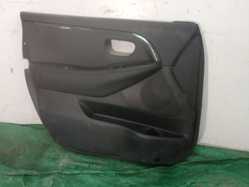 Recambio de guarnecido puerta delantera izquierda para kia carens iv 1.7 crdi referencia OEM IAM   