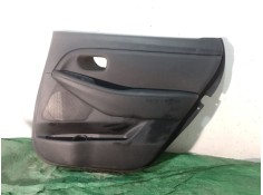 Recambio de guarnecido puerta trasera derecha para kia carens iv 1.7 crdi referencia OEM IAM