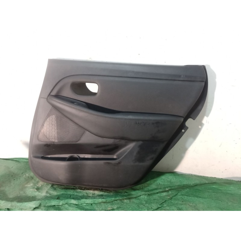 Recambio de guarnecido puerta trasera derecha para kia carens iv 1.7 crdi referencia OEM IAM   