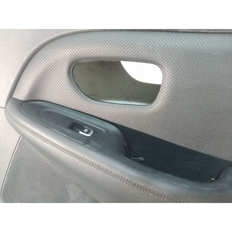 Recambio de guarnecido puerta trasera derecha para kia carens iv 1.7 crdi referencia OEM IAM   