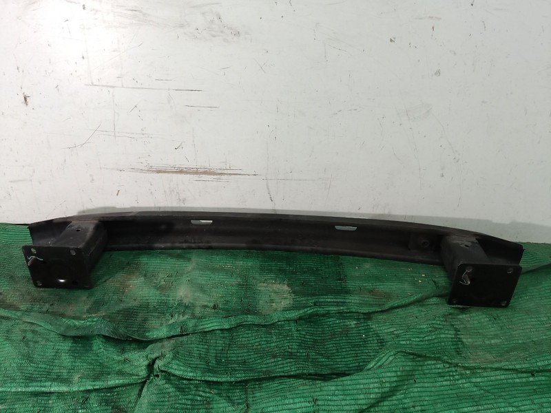 Recambio de refuerzo paragolpes delantero para mercedes-benz clase c (w202) c 180 (202.018) referencia OEM IAM   