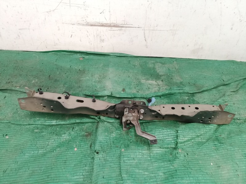 Recambio de travesaño superior para honda civic ix tourer (fk) 1.6 i-dtec (fk3) referencia OEM IAM   