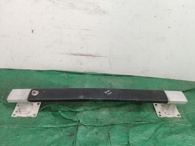 Recambio de refuerzo paragolpes delantero para mercedes-benz clase c (w202) c 180 (202.018) referencia OEM IAM   