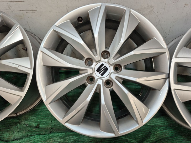 Recambio de juego llantas para seat ateca (kh7, khp) 1.0 tsi referencia OEM IAM   