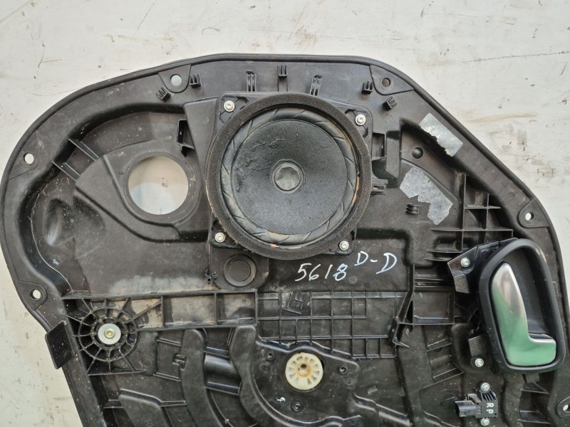 Recambio de elevalunas delantero derecho para kia carens iv 1.7 crdi referencia OEM IAM 82480A4000 82480A4000 82480A4000