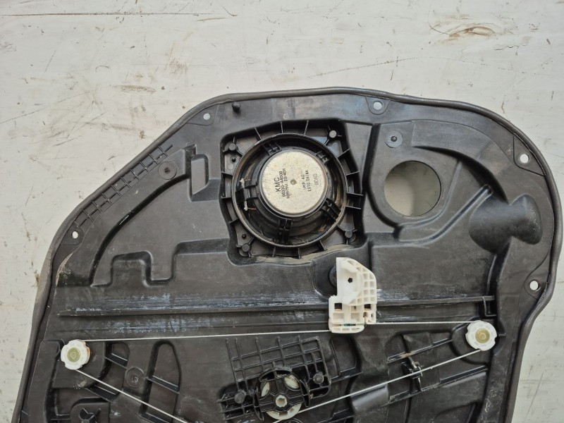 Recambio de elevalunas delantero derecho para kia carens iv 1.7 crdi referencia OEM IAM 82480A4000 82480A4000 82480A4000