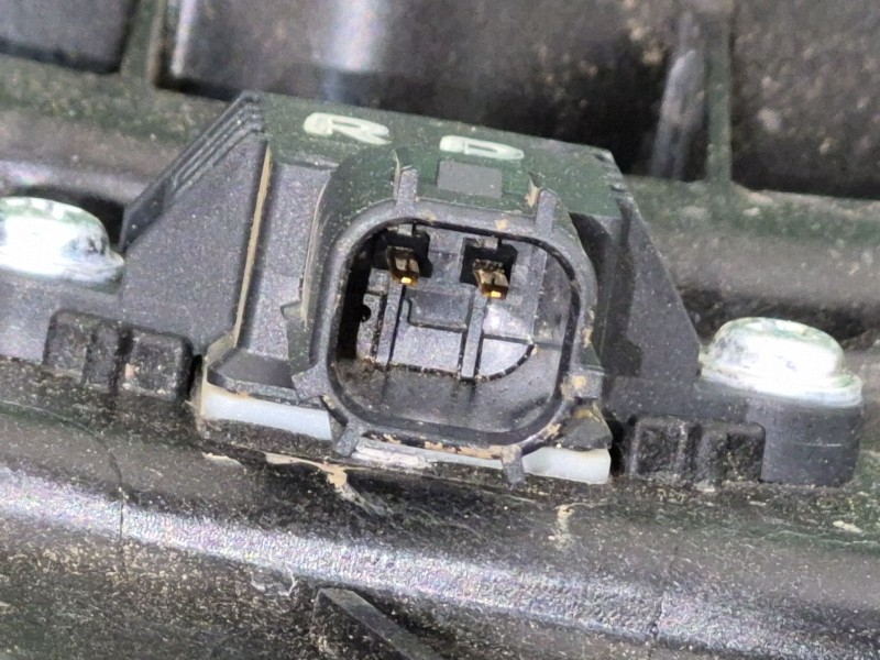 Recambio de elevalunas delantero derecho para kia carens iv 1.7 crdi referencia OEM IAM 82480A4000 82480A4000 82480A4000