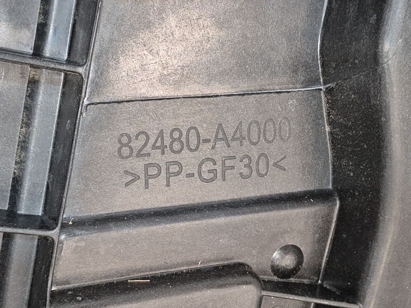 Recambio de elevalunas delantero derecho para kia carens iv 1.7 crdi referencia OEM IAM 82480A4000 82480A4000 82480A4000