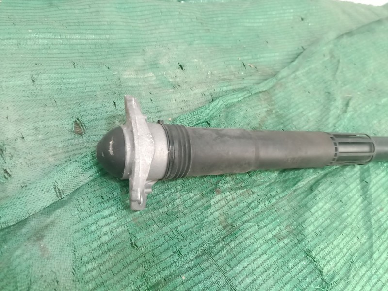 Recambio de amortiguador trasero para seat ateca (kh7, khp) 1.0 tsi referencia OEM IAM   