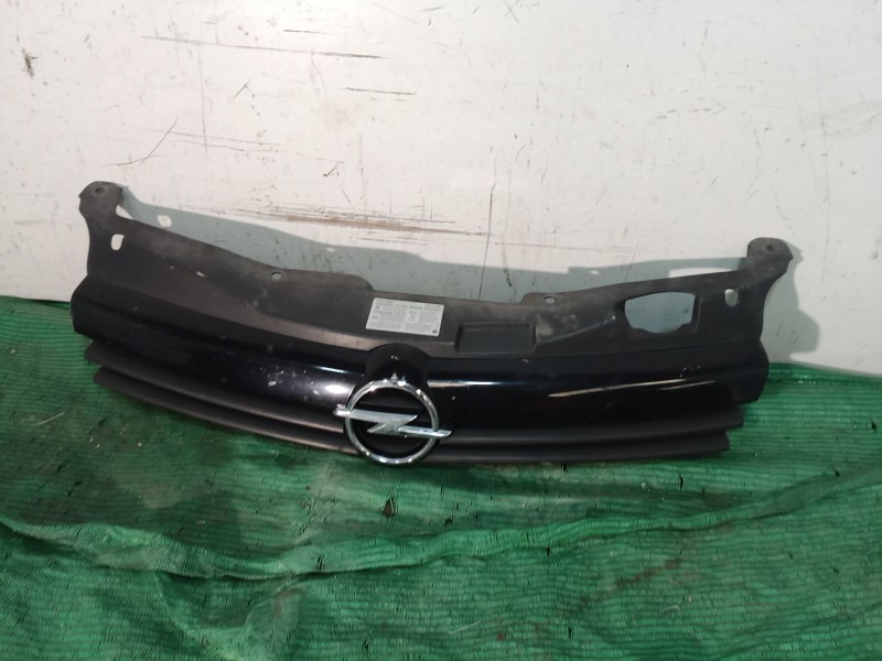 Recambio de rejilla delantera para opel astra h (a04) 1.4 (l48) referencia OEM IAM   