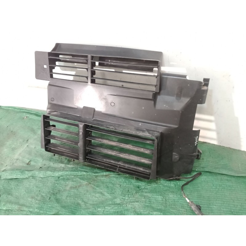 Recambio de rejilla delantera para ford focus iii sedán 1.0 ecoboost referencia OEM IAM F1EB8475 F1EB8475 F1EB8475