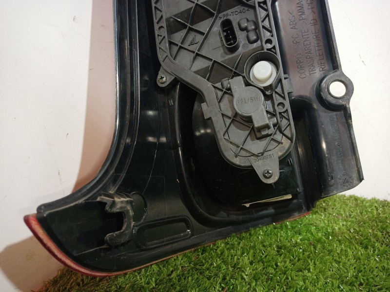 Recambio de piloto trasero derecho para fiat panda (312_, 319_) 1.2 (312pxa1a) referencia OEM IAM   