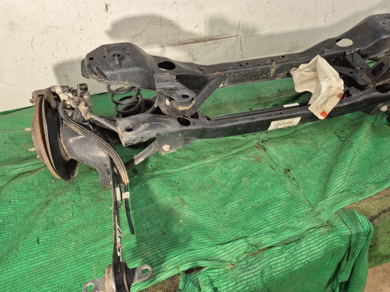 Recambio de puente delantero para ford focus iii 1.6 tdci referencia OEM IAM   