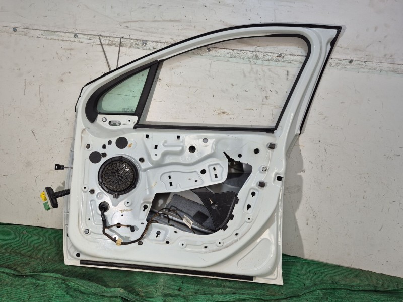 Recambio de puerta delantera derecha para peugeot 2008 i (cu_) 1.6 hdi referencia OEM IAM   