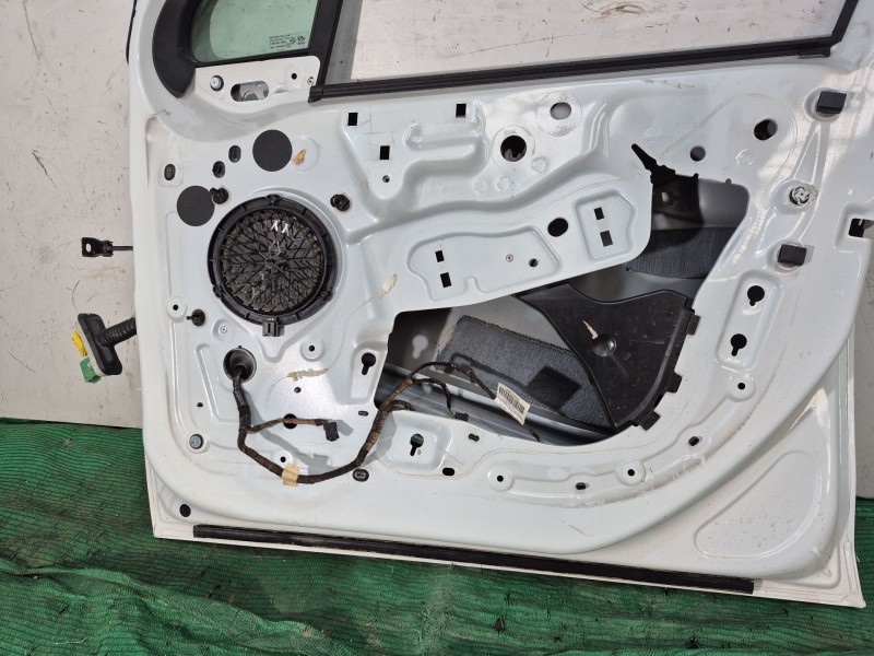 Recambio de puerta delantera derecha para peugeot 2008 i (cu_) 1.6 hdi referencia OEM IAM   