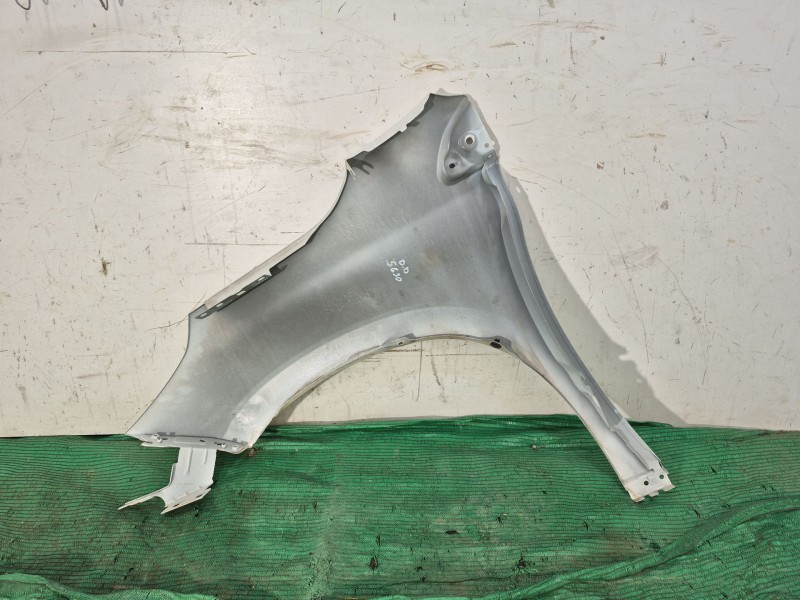 Recambio de aleta delantera derecha para kia xceed (cd) 1.6 crdi 136 referencia OEM IAM   