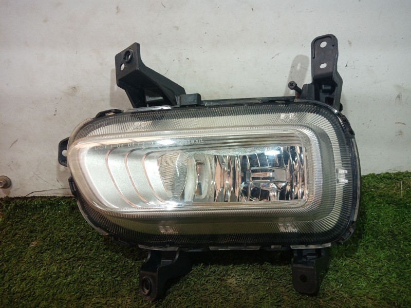 Recambio de faro antiniebla izquierdo para kia carens iv 1.7 crdi referencia OEM IAM   