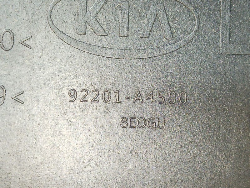 Recambio de faro antiniebla izquierdo para kia carens iv 1.7 crdi referencia OEM IAM   