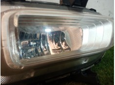 Recambio de faro antiniebla derecho para kia carens iv 1.7 crdi referencia OEM IAM    2