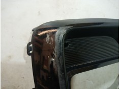 Recambio de moldura para kia carens iv 1.7 crdi referencia OEM IAM    2