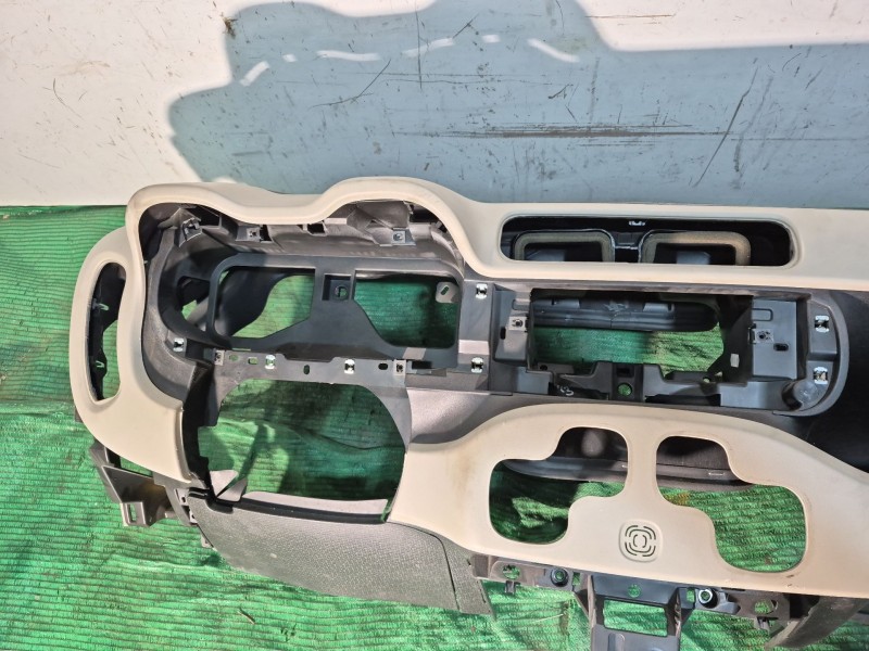 Recambio de salpicadero para fiat panda (312_, 319_) 1.2 (312pxa1a) referencia OEM IAM   