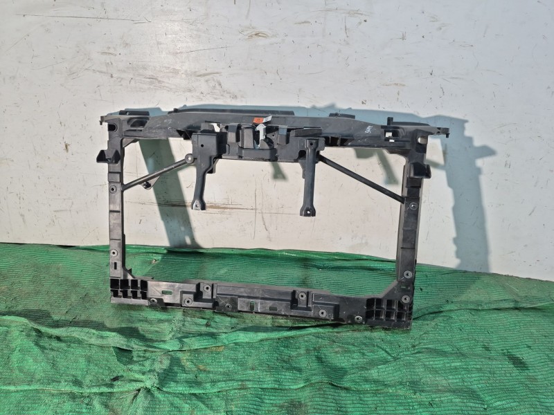 Recambio de panel frontal para mazda 6 sedán (gh) 2.0 mzr (ghefp) referencia OEM IAM   