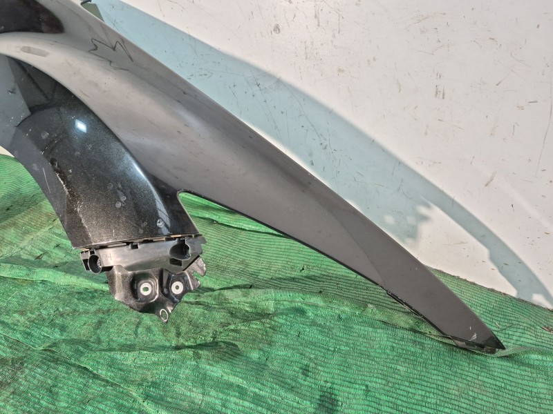 Recambio de aleta delantera derecha para mazda 6 sedán (gh) 2.0 mzr (ghefp) referencia OEM IAM   