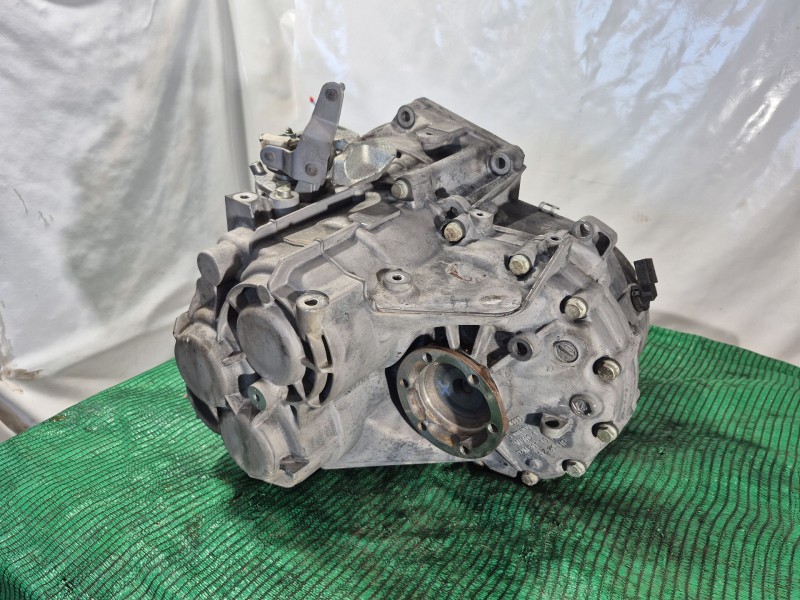 volkswagen golf iv (1j1) del año 2001