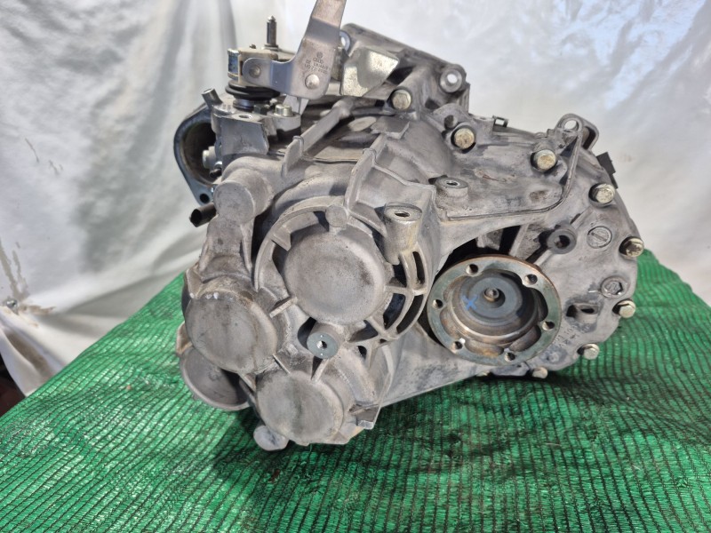 volkswagen golf iv (1j1) del año 2001