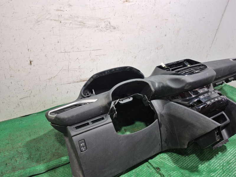 Recambio de salpicadero para peugeot 2008 i (cu_) 1.6 hdi referencia OEM IAM   