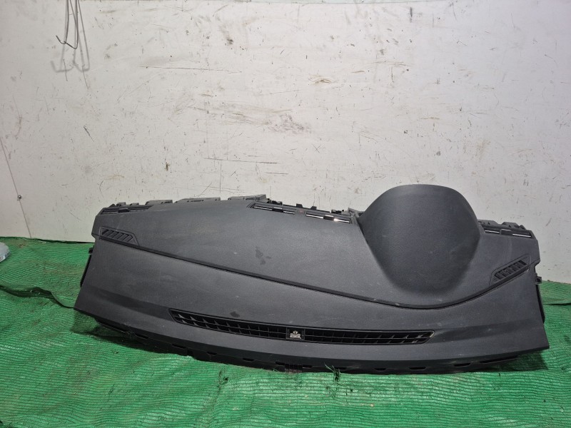 Recambio de salpicadero para seat ibiza v (kj1, kjg) 1.0 tsi referencia OEM IAM   