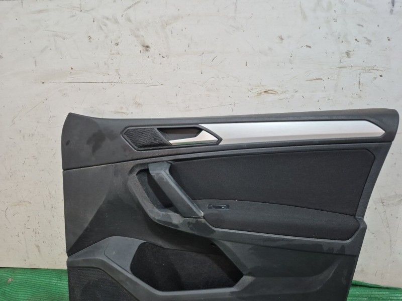 Recambio de guarnecido puerta delantera derecha para volkswagen tiguan (ad1, ax1) 1.5 tsi referencia OEM IAM   