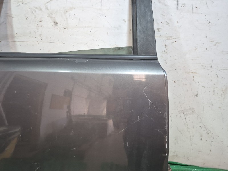 Recambio de puerta trasera derecha para nissan note (e11e) acenta referencia OEM IAM   