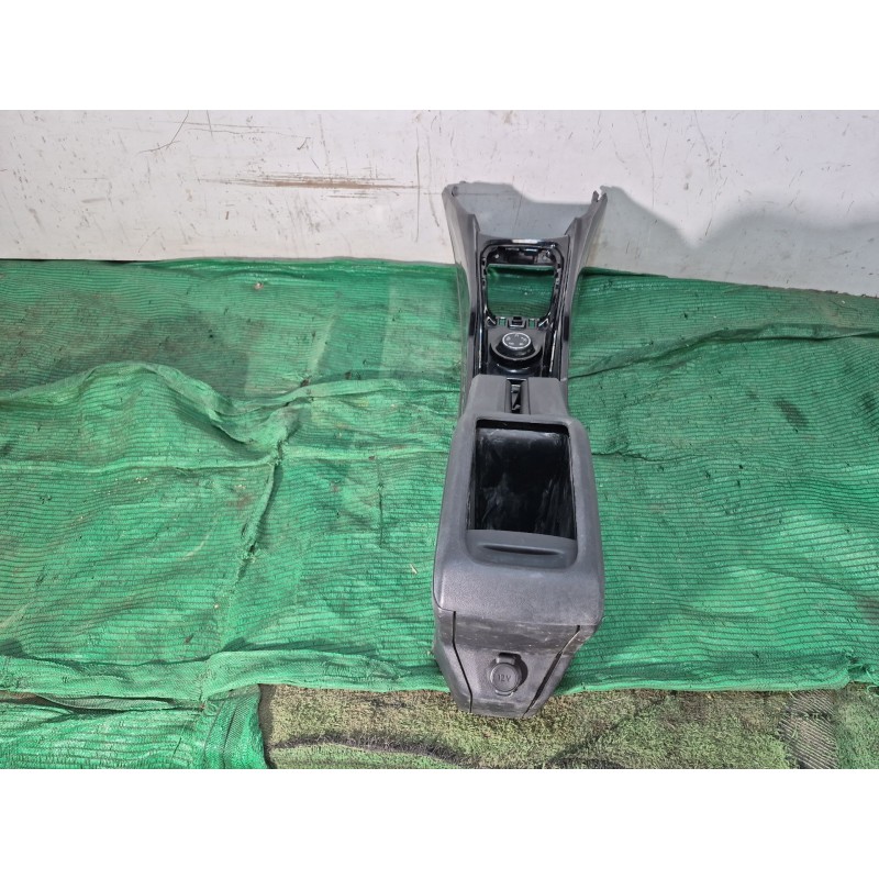 Recambio de consola central trasera para peugeot 2008 i (cu_) 1.6 hdi referencia OEM IAM   
