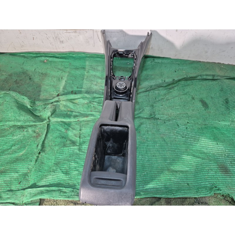 Recambio de consola central trasera para peugeot 2008 i (cu_) 1.6 hdi referencia OEM IAM   