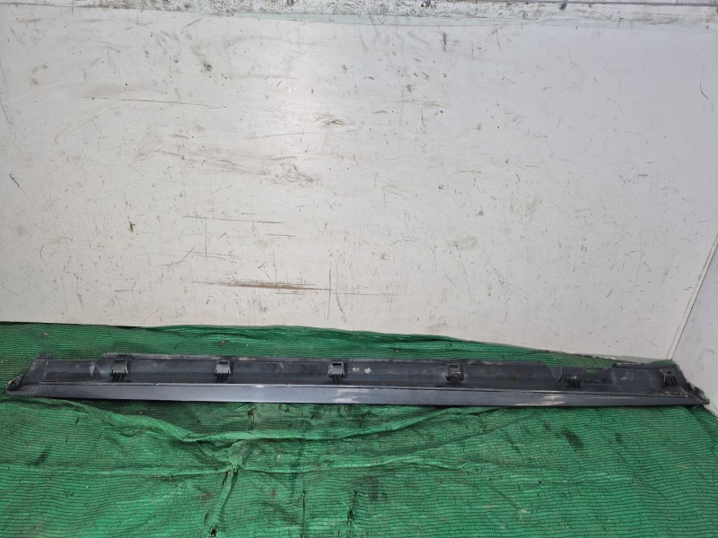 Recambio de faldon delantero para volkswagen passat cc b6 (357) 2.0 tdi referencia OEM IAM   