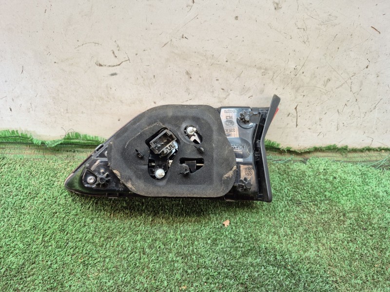 Recambio de piloto trasero derecho para volkswagen tiguan (ad1, ax1) 1.5 tsi referencia OEM IAM   