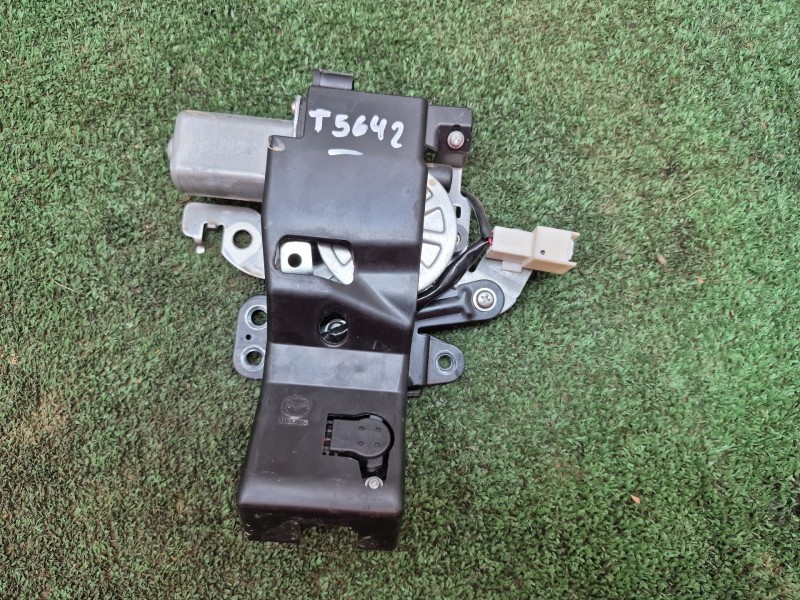 Recambio de motor limpia trasero para mazda 6 sedán (gh) 2.0 mzr (ghefp) referencia OEM IAM   