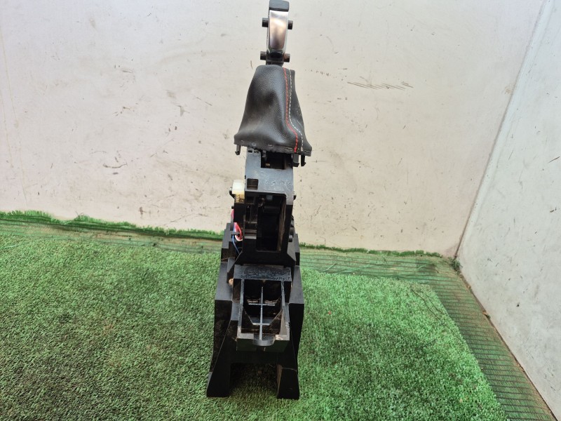 Recambio de palanca cambio para renault arkana i (lcm_, ldn_) 1.3 tce 140 (ldn0) referencia OEM IAM   