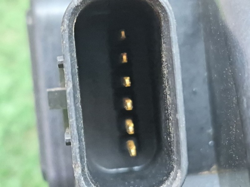 Recambio de caja mariposa para ford fiesta v (jh_, jd_) 1.6 16v referencia OEM IAM   