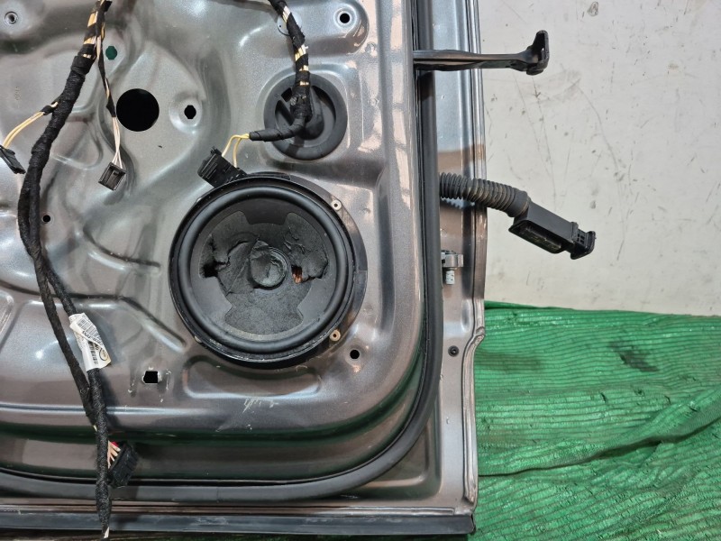 Recambio de puerta trasera izquierda para volkswagen tiguan (ad1, ax1) 1.5 tsi referencia OEM IAM   