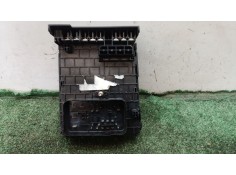 Recambio de caja reles / fusibles para audi q3 (8ub, 8ug) 2.0 tdi referencia OEM IAM   