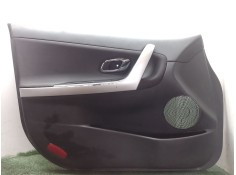 Recambio de guarnecido puerta delantera izquierda para kia cee´d (jd) 1.4 crdi 90 referencia OEM IAM   