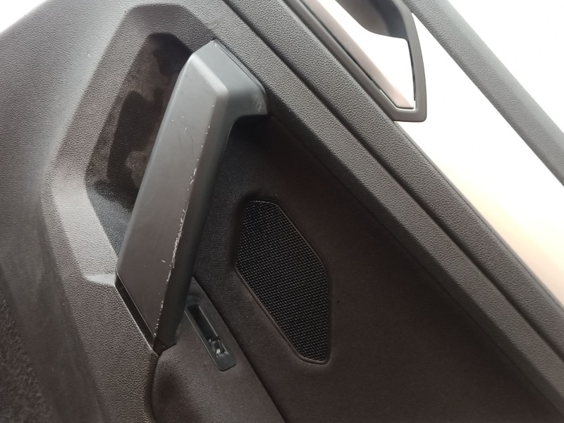 Recambio de guarnecido puerta trasera derecha para volkswagen tiguan (ad1, ax1) 1.5 tsi referencia OEM IAM   