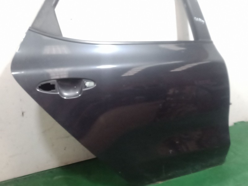 Recambio de puerta trasera derecha para kia cee´d (jd) 1.4 crdi 90 referencia OEM IAM   