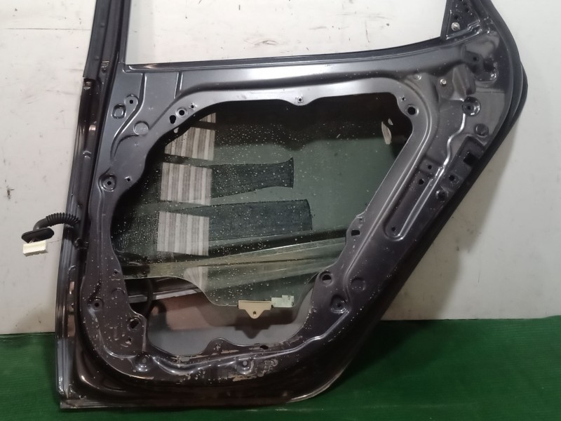 Recambio de puerta trasera derecha para kia cee´d (jd) 1.4 crdi 90 referencia OEM IAM   