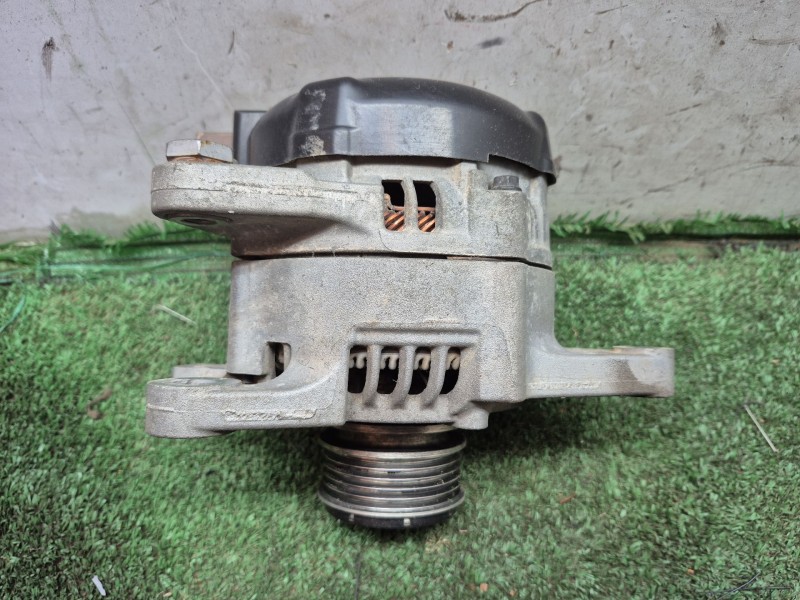 Recambio de alternador para kia cee´d (jd) 1.4 crdi 90 referencia OEM IAM   