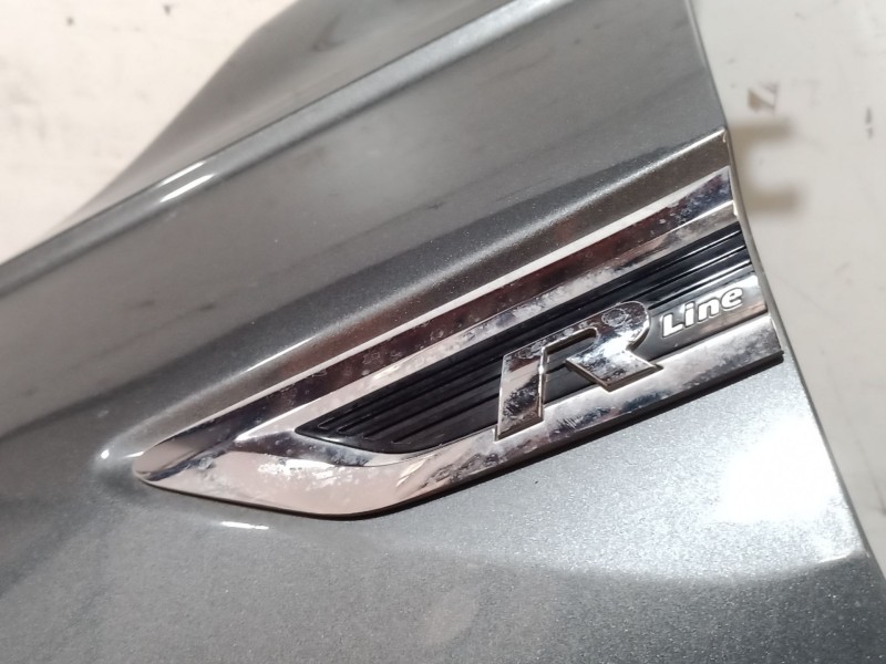 Recambio de aleta delantera izquierda para volkswagen tiguan (ad1, ax1) 1.5 tsi referencia OEM IAM   