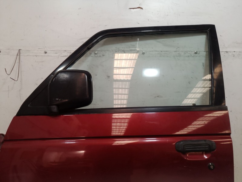 Recambio de puerta delantera izquierda para mitsubishi montero (v60/v70) referencia OEM IAM    Recambio de puerta delantera izquierda para mitsubishi montero (v60/v70) referencia OEM IAM