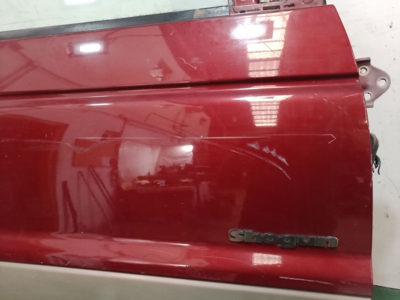 Recambio de puerta delantera derecha para mitsubishi montero (v60/v70) referencia OEM IAM    Recambio de puerta delantera derecha para mitsubishi montero (v60/v70) referencia OEM IAM